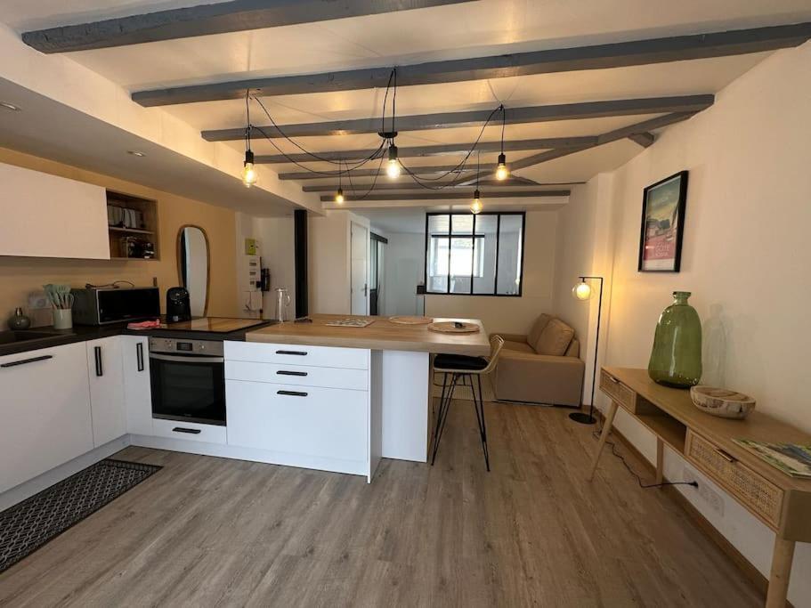 Appartement Moderne Avec Jardin Et Parking Vannes Eksteriør billede