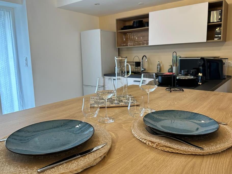 Appartement Moderne Avec Jardin Et Parking Vannes Eksteriør billede