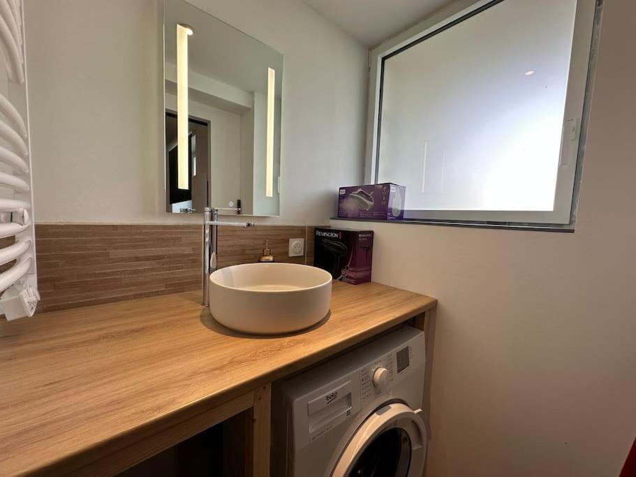 Appartement Moderne Avec Jardin Et Parking Vannes Eksteriør billede