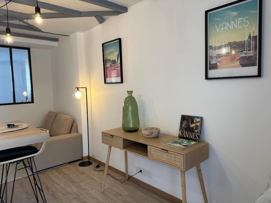 Appartement Moderne Avec Jardin Et Parking Vannes Eksteriør billede